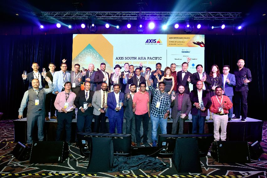 Axis Communications acknowledges the contribution of partners at the Axis Partner Summit 2022